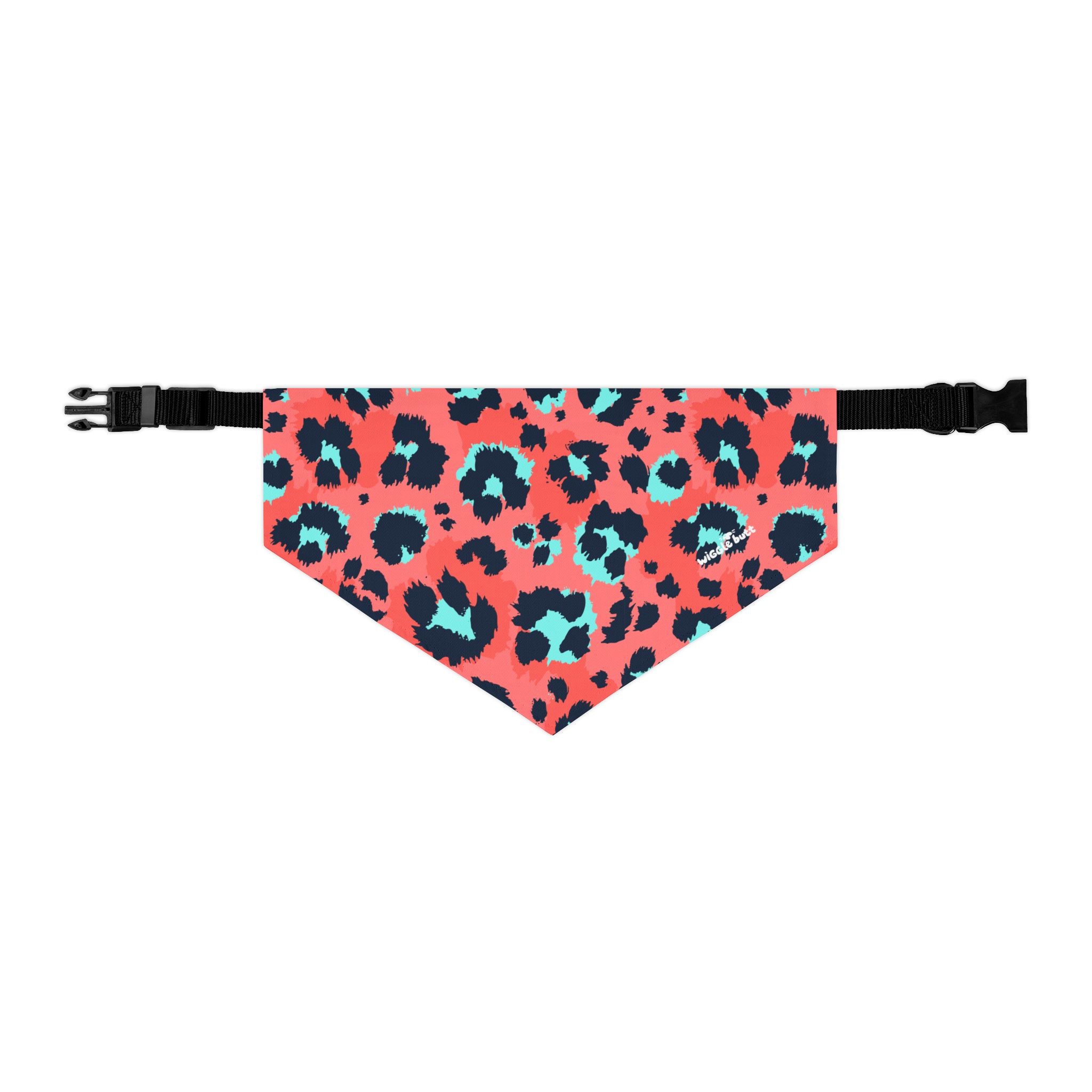 Red Leopard - Bandana Collar